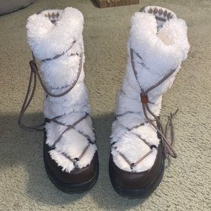 Muk Luks Boots
